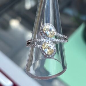 NWT BOMB PARTY RING SIZE 10!